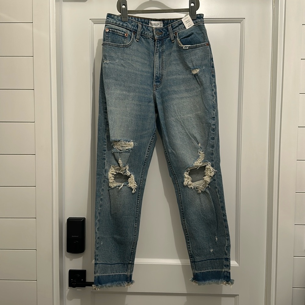 Abercrombie & Fitch women jeans- size 28